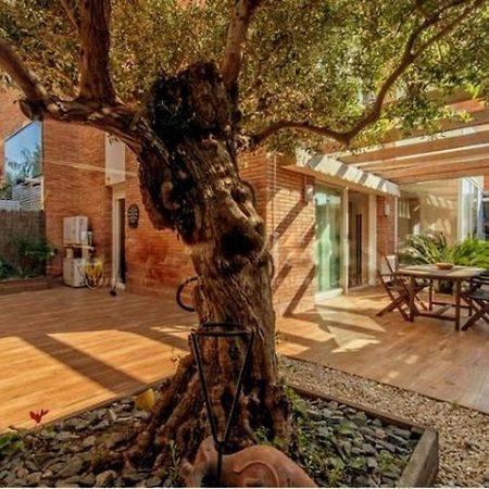 Bonito Duplex Con Piscina En Barcelona&Playa Apartment Tiana Exterior photo